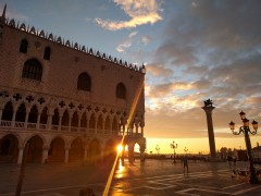 Italy October 2016: A week in Italy, this time with Dad and Janie in tow, based in Turin but with jaunts out to Alba, Genova and Venice.